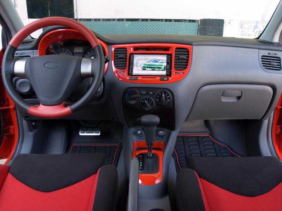  Kia Rio5 Red Rocket 2005 года  (фото 5 из 8)